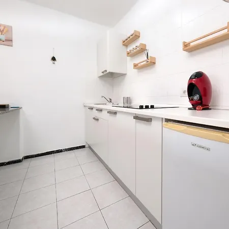 Apartment Helios - 500m To The By Lanzarote