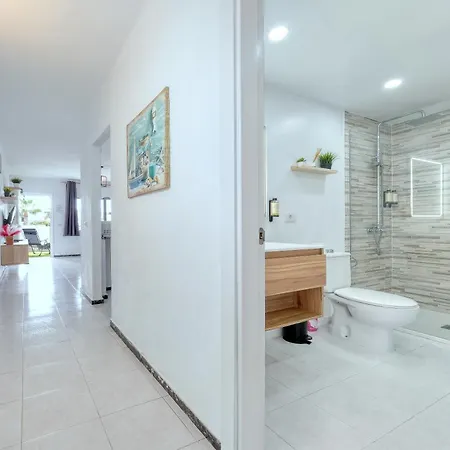 Helios - 500m To The By Lanzarote *