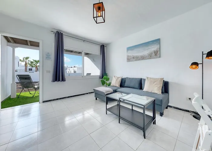 Helios - 500m To The By Lanzarote Appartement *