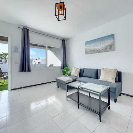 Helios - 500m To The By Lanzarote Apartment *